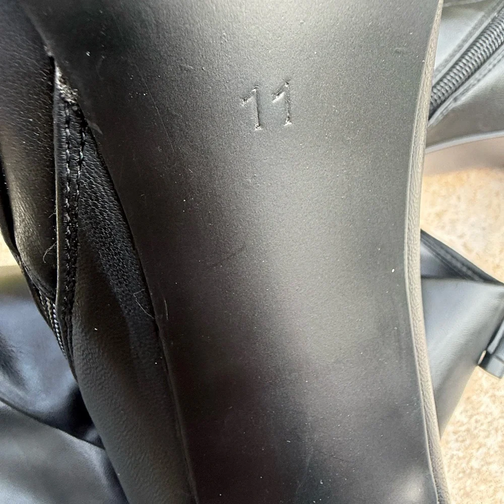 Elegant Black Over-the-Knee Boots - Picture 15 of 16
